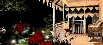 Mountain Vieww Retrreat at Indrunag