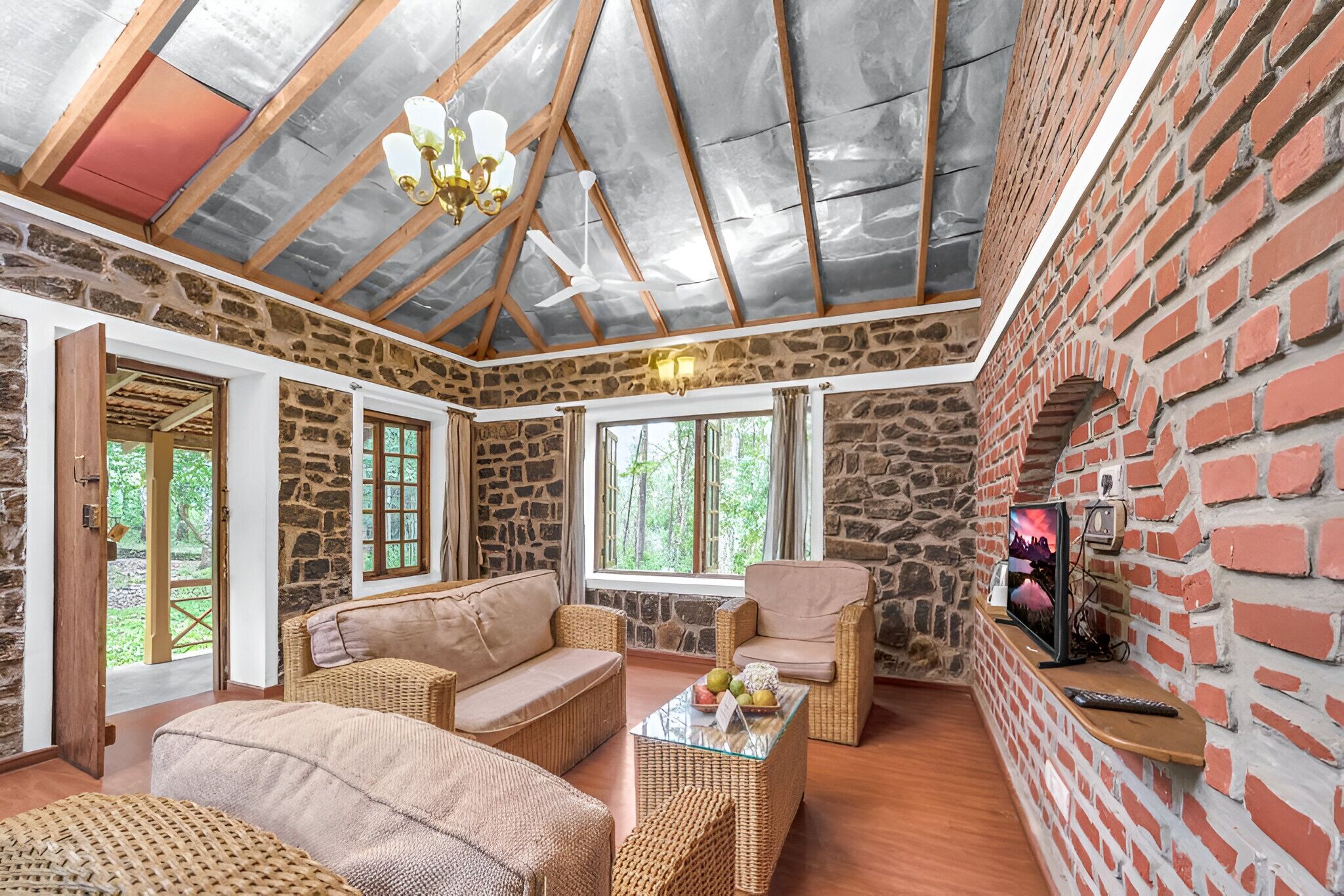 One Bedroom Streamside Suite with Balcony | Room amenity