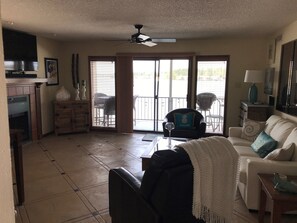 Älytelevisio, takka, stereot