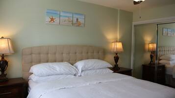 1 dormitorio, tabla de planchar con plancha, Internet y ropa de cama