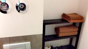 مجففات شعر، مناشف