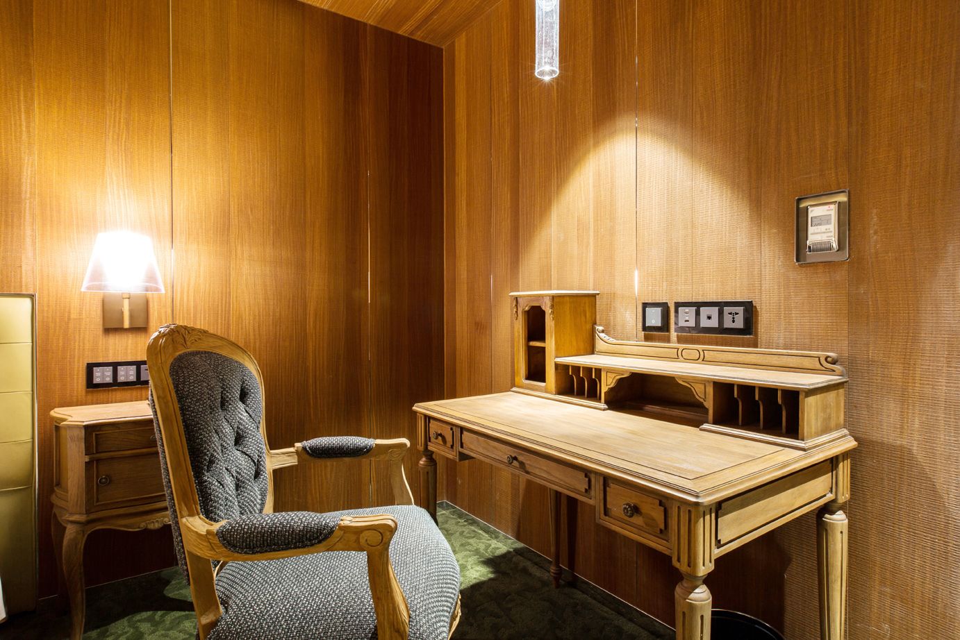 family room | room amenity