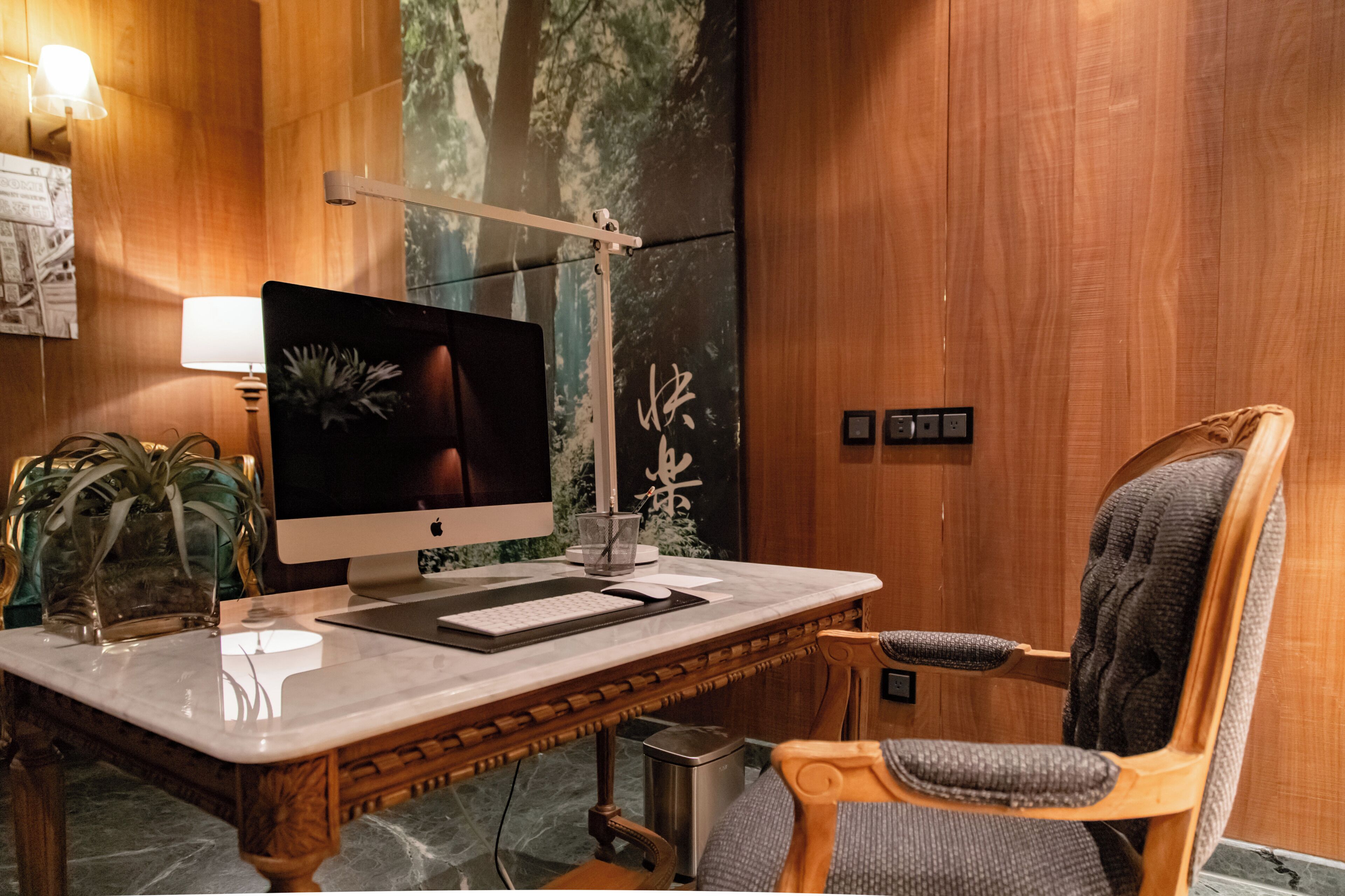 vip suite  | premium bedding, down duvets, pillow-top beds, in-room safe