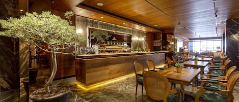 Tägliches Frühstück mit Selbstbedienung (385 TWD pro Person)