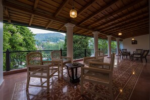 Regent Double Room | Balcony