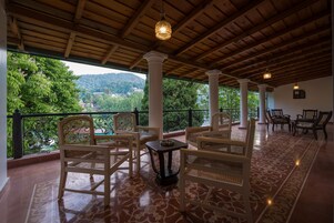 Royal Oda, 1 Yatak Odası, Dağ Manzaralı | Balkon