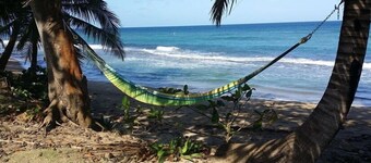 VillaNicky Rincon, PR 2,800 Sqft Beach Front Oasis