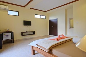 Habitación doble Deluxe, vista al jardín | Servicios de la habitación