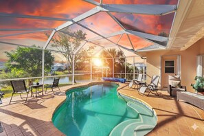 Outdoor pool, a heated pool