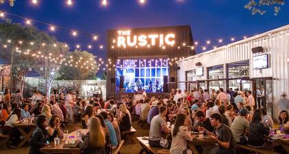 Katy Trail Cosy and Elegant