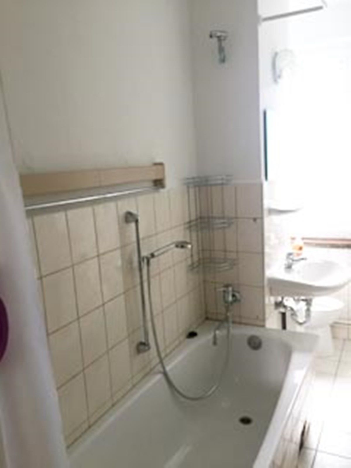 Free toiletries, towels