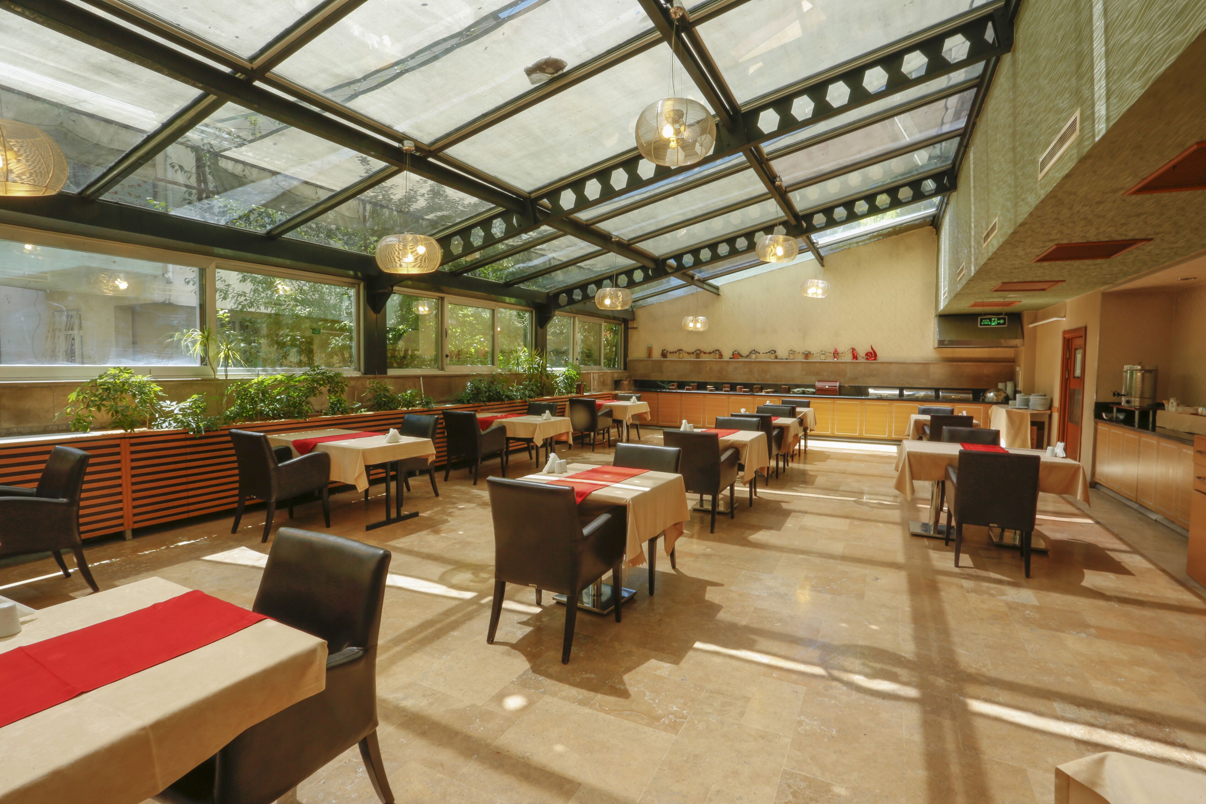 daily buffet breakfast (try 500 per person)