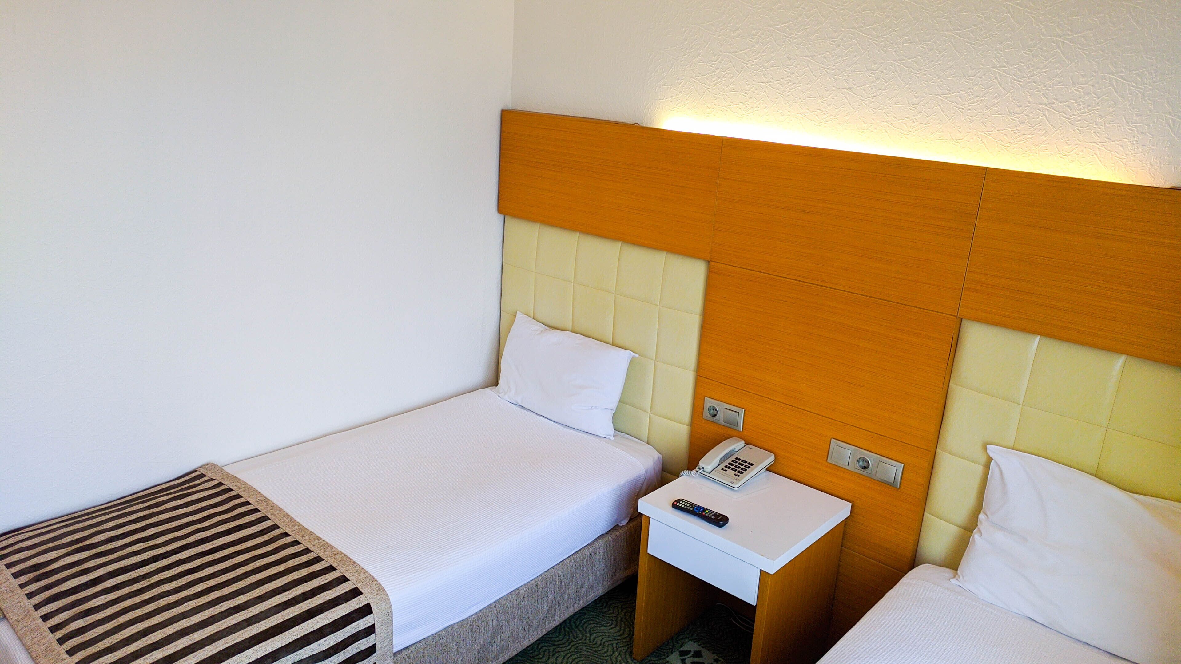twin room, 2 single beds | premium bedding, minibar, desk, soundproofing