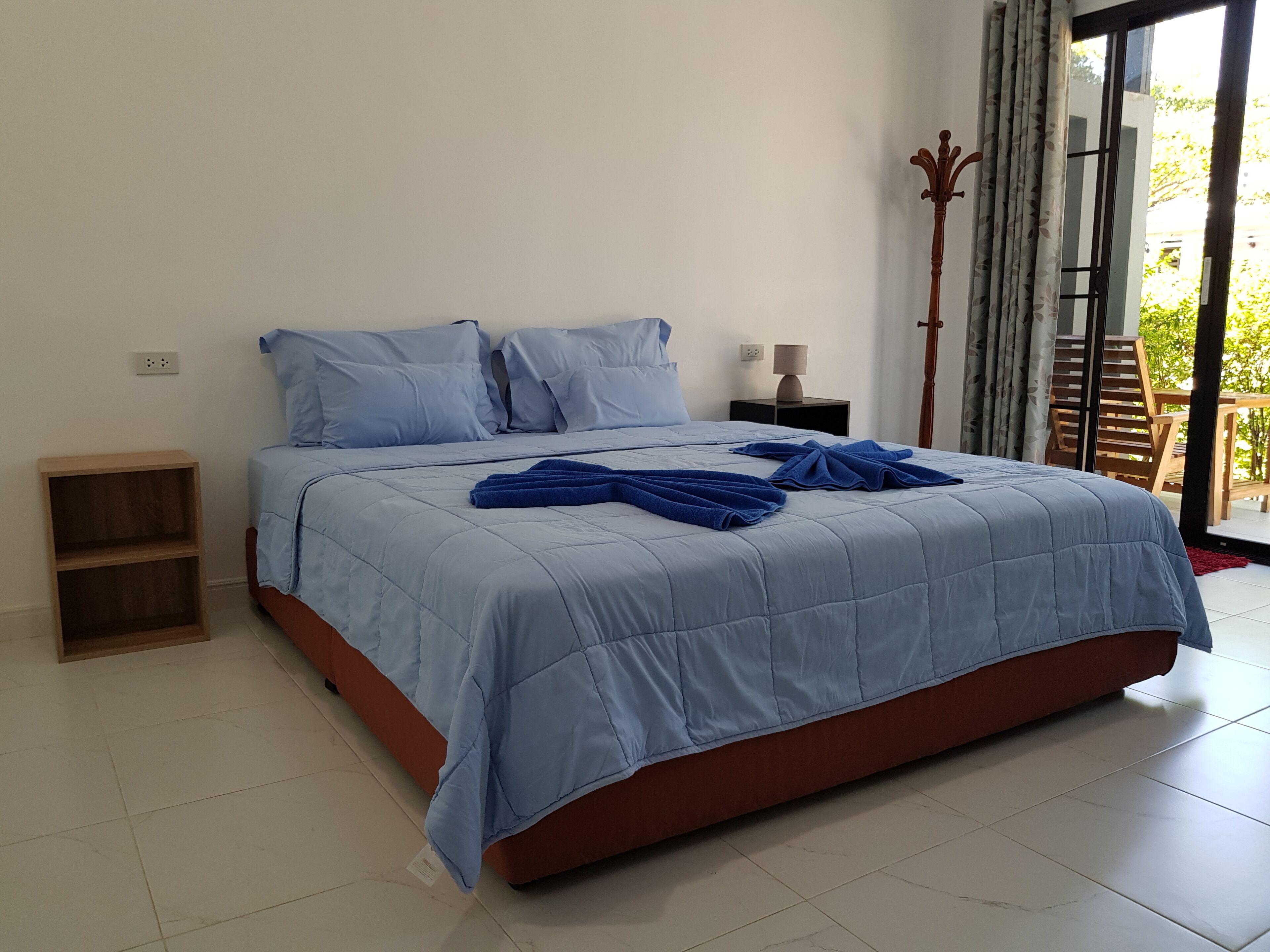 superior double room, garden view | minibar, blackout curtains, free wifi, bed sheets