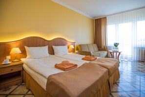 Studio | Desk, soundproofing, iron/ironing board, free WiFi - Hotel Polaris (Swinoujscie)