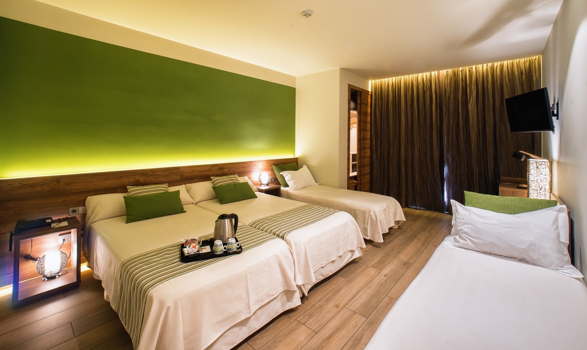 Premium bedding, free minibar, in-room safe, desk