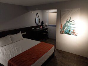 Chambre Standard | Bureau, Wi-Fi gratuit