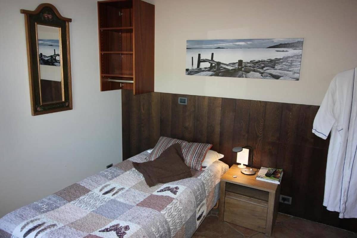Chambre Simple, salle de bains privée