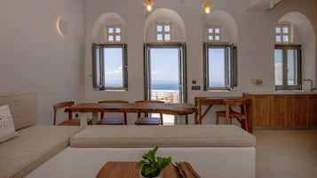 Een koelkast, een espressoapparaat, een koffiezetapparaat/waterkoker