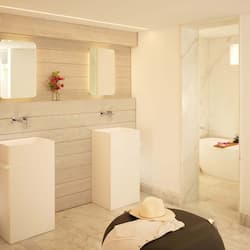 4 bedrooms, memory-foam beds, minibar, in-room safe