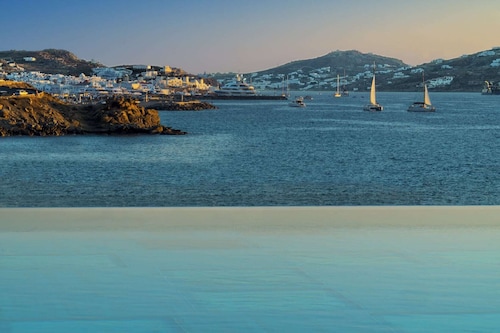 Mykonos Riviera Hotel & Spa