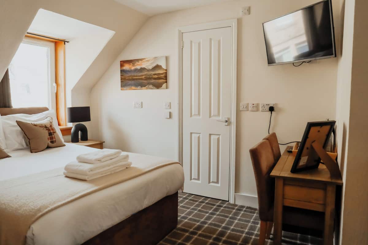 Family Room, Multiple Beds, Non Smoking, Ensuite