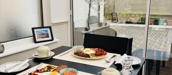 Pitfaranne Guest House