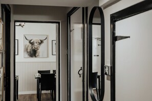 Hallway - Pitfaranne Guest House (Inverness)