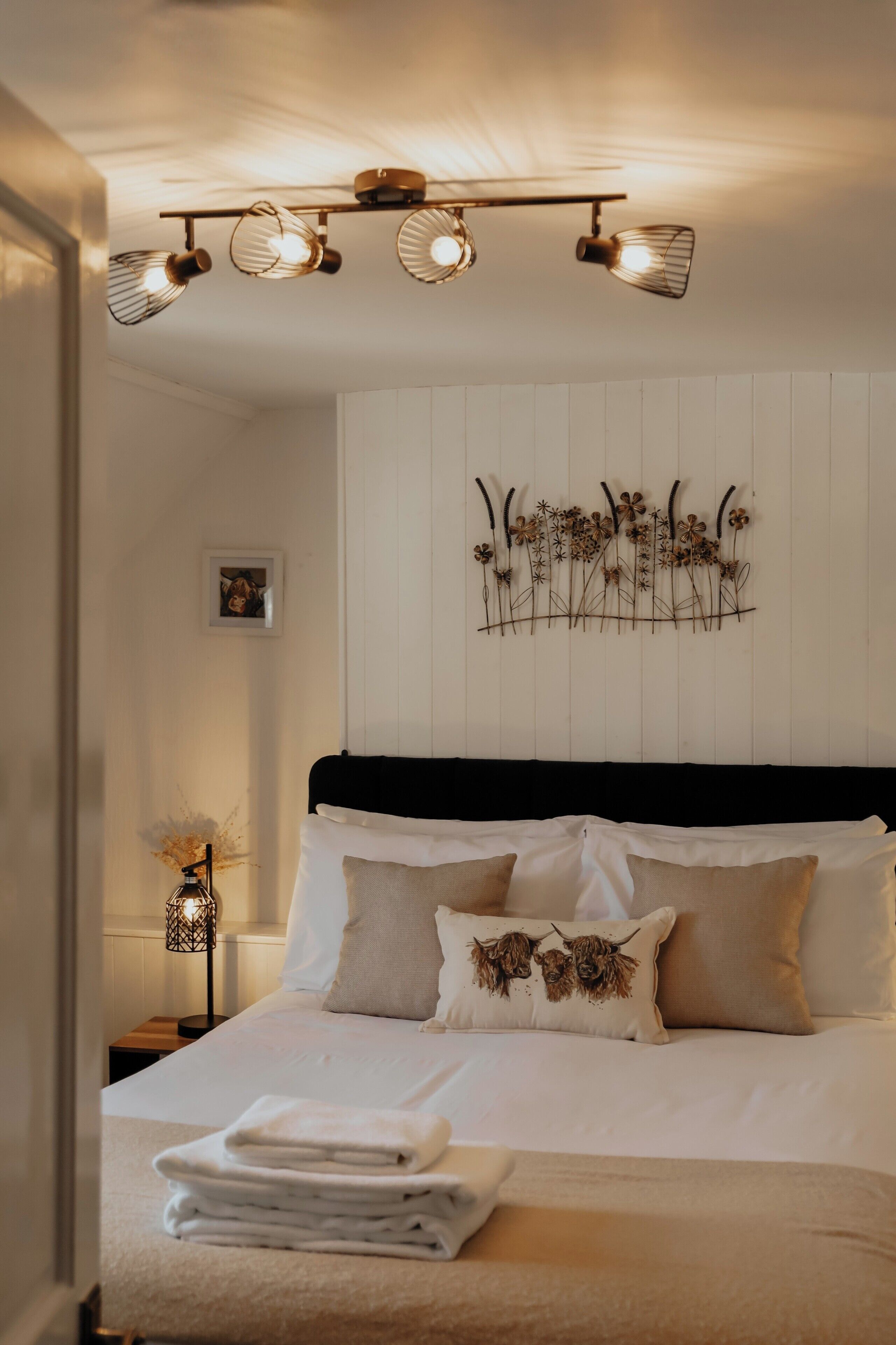 Ropa de cama hipoalergénica, colchones Tempur-Pedic y wifi gratis 