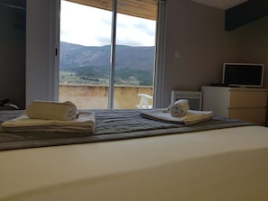 Ferienhaus, Bergblick | Ausblick vom Zimmer