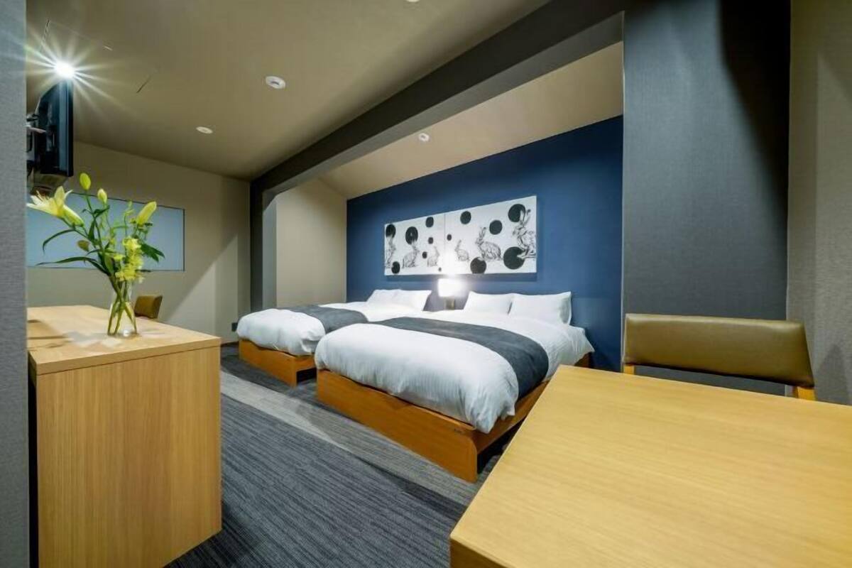In-room safe, desk, laptop workspace, iron/ironing board