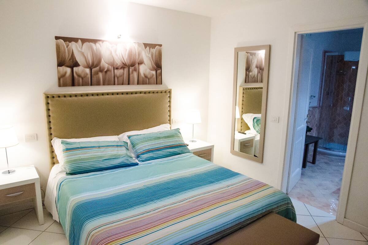 In-room safe, desk, free cots/infant beds, free WiFi