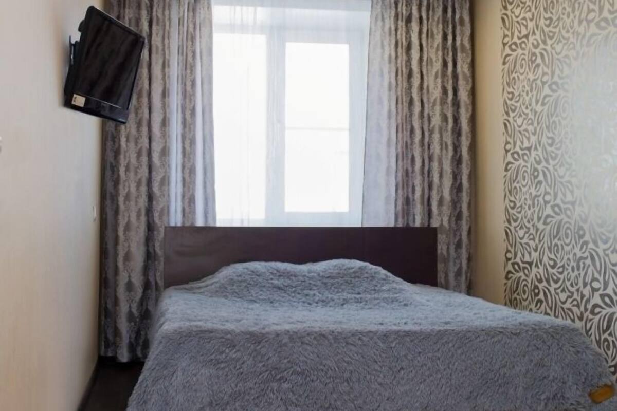 Departamento, 2 habitaciones (Mukhacheva, 125) | Escritorio, tabla de planchar con plancha, camas extra y wifi gratis