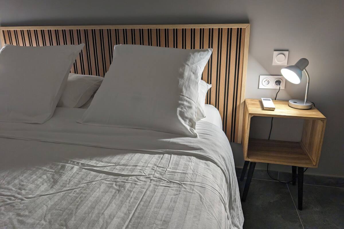 Sengetøy av topp kvalitet og senger med Select Comfort-madrass