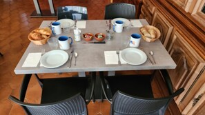 Daily continental breakfast for a fee