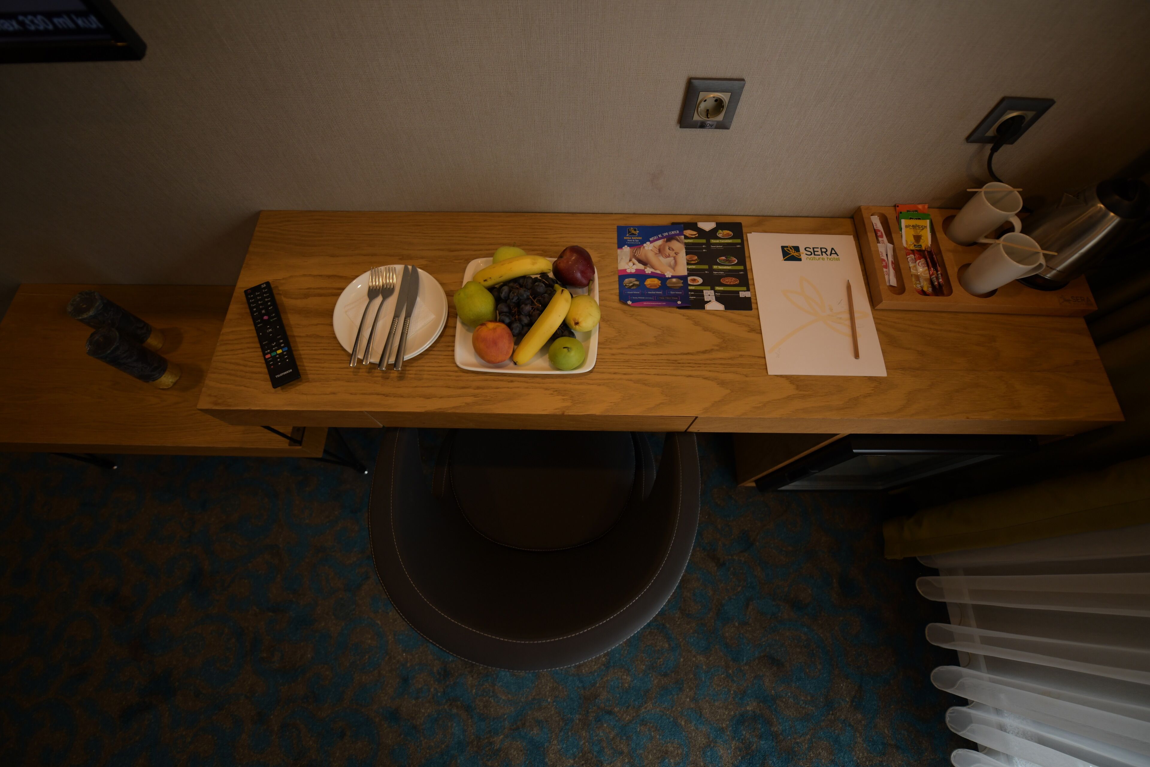 deluxe triple room, 1 bedroom, partial sea view | 2 bedrooms, egyptian cotton sheets, premium bedding, down duvets