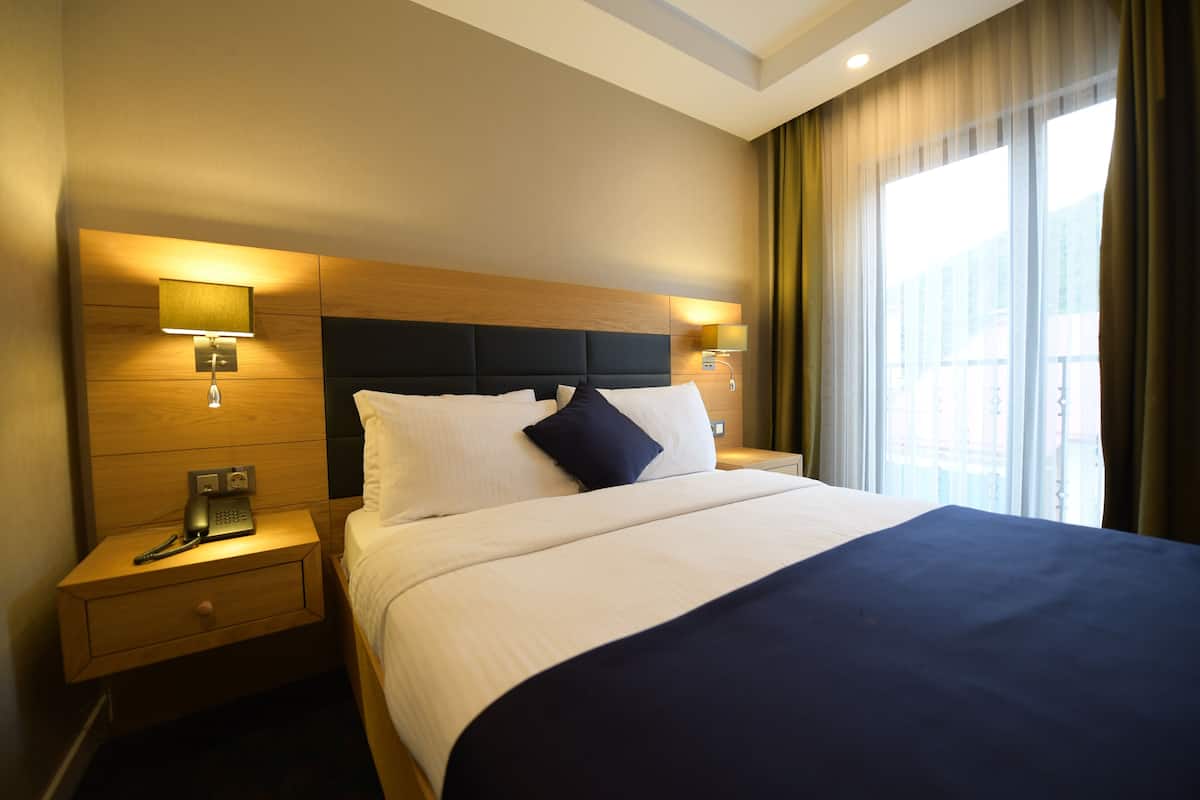 2 bedrooms, egyptian cotton sheets, premium bedding, down duvets