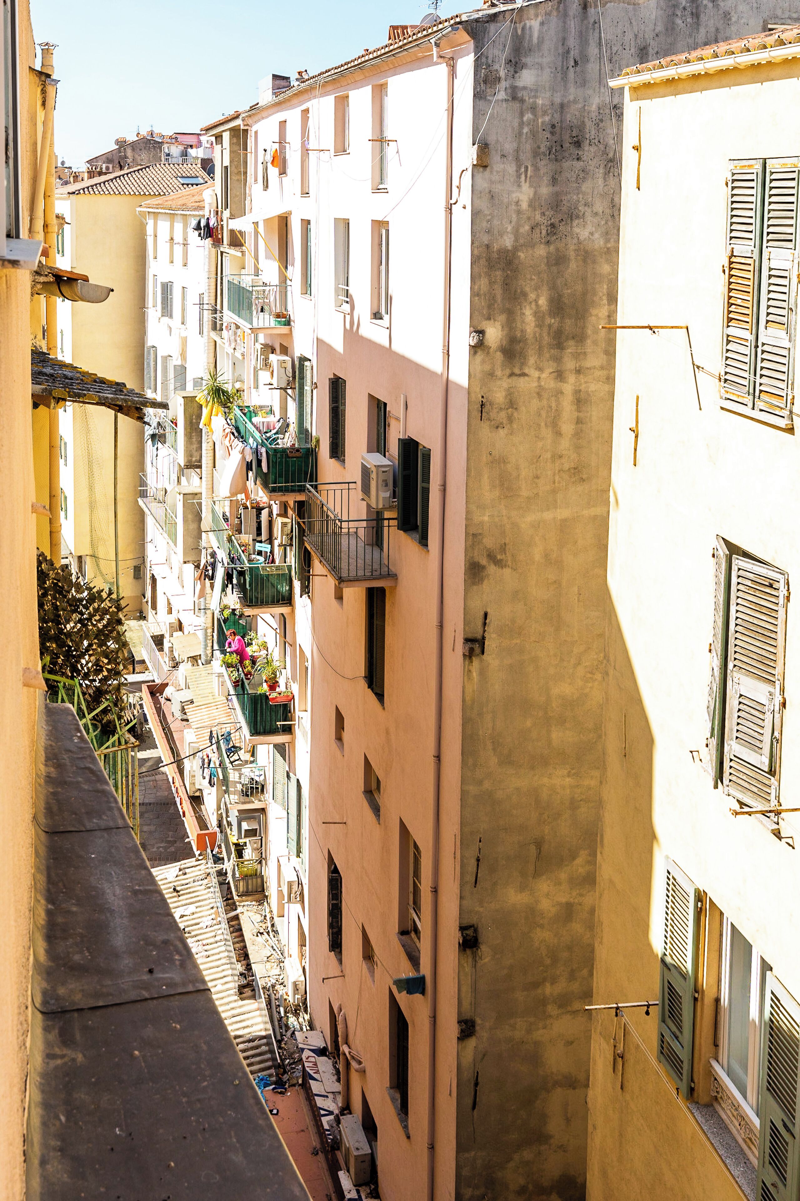 premium bedding, select comfort beds, in-room safe