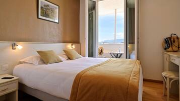 Deluxe Double Room, Terrace, Sea View | Premium bedding, Select Comfort beds, in-room safe