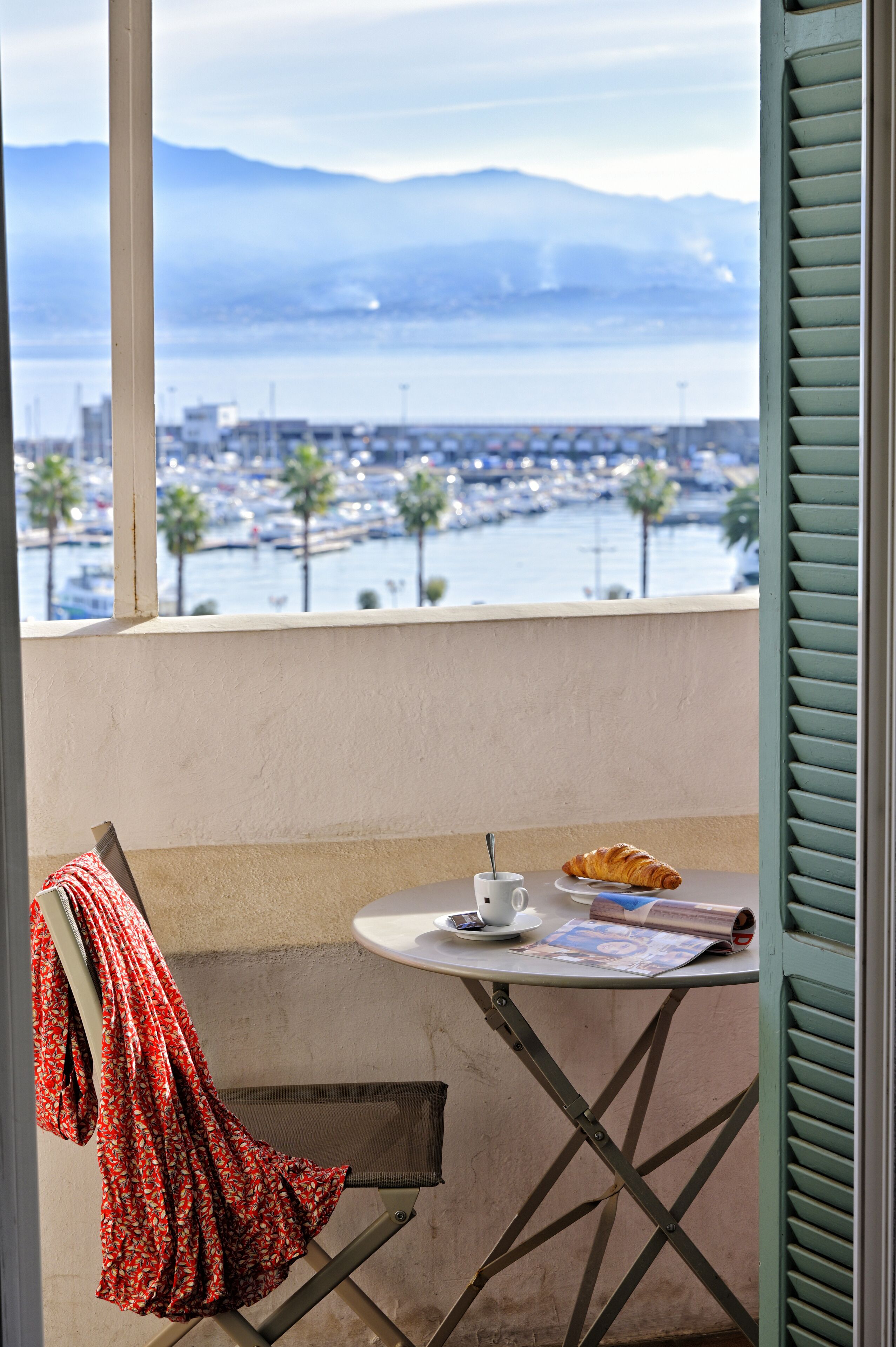 suite, terrace, sea view | premium bedding, select comfort beds, in-room safe