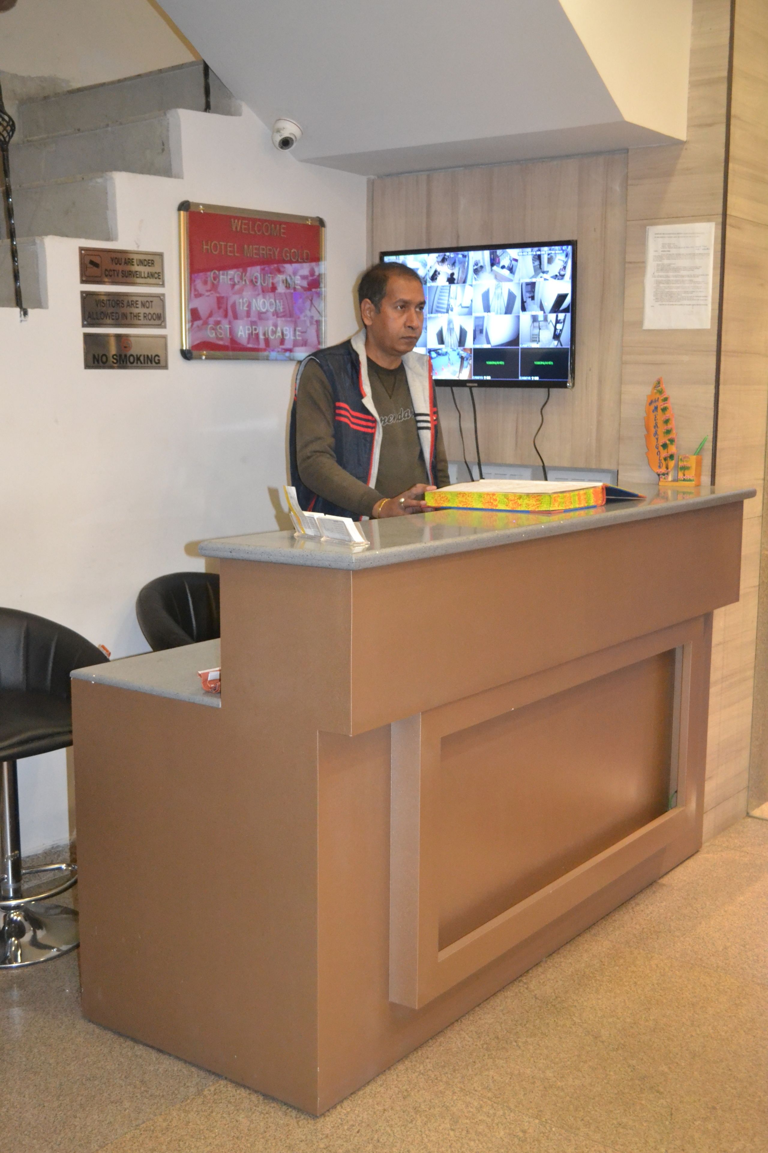 Photo - Hotel Merry Gold - 1 Minute From New Delhi Station And Connaught Place