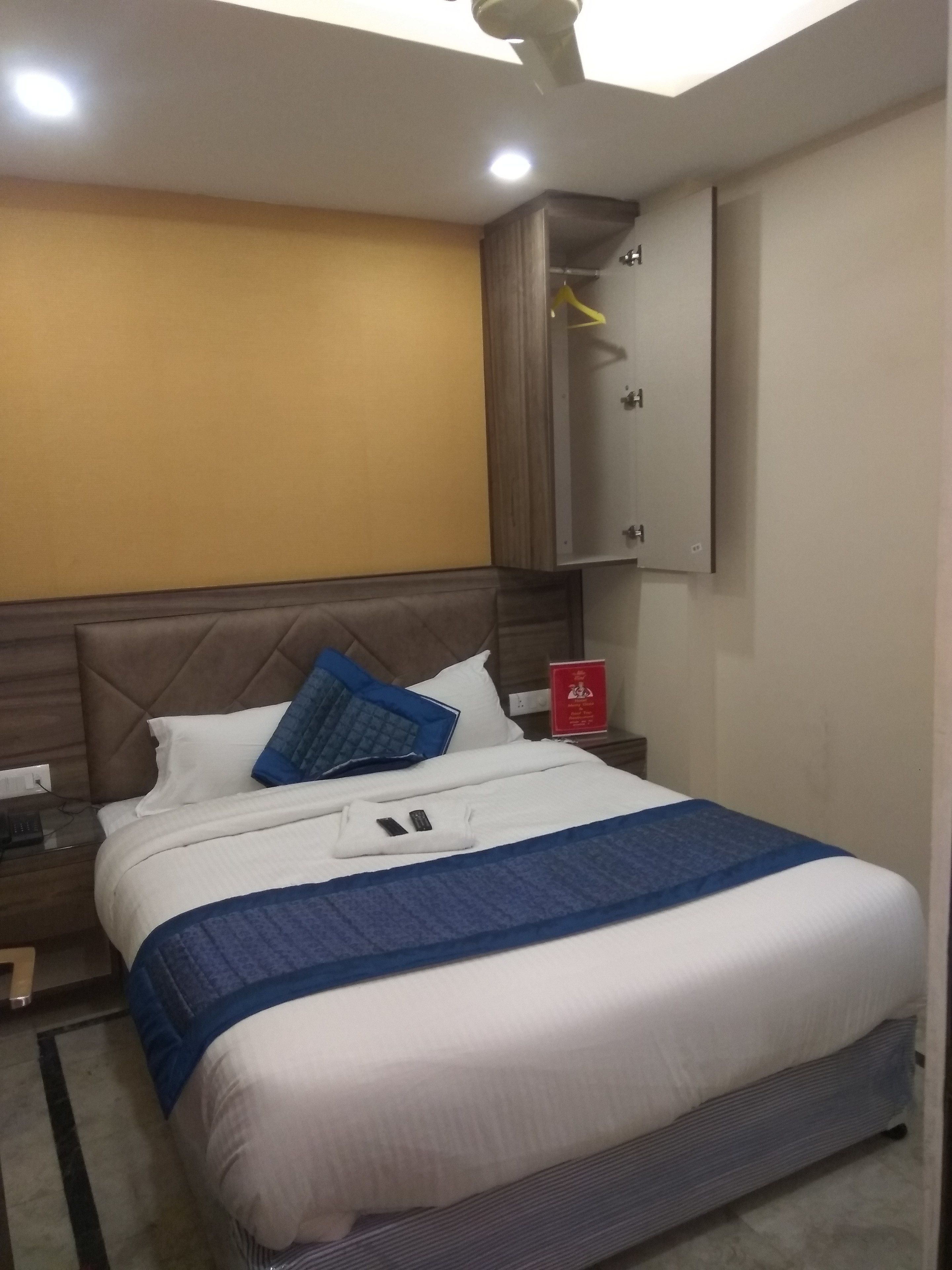 Photo - Hotel Merry Gold - 1 Minute From New Delhi Station And Connaught Place