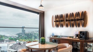 Bosphorus Suite | Bộ đồ giường cao cấp, minibar, két bảo mật tại phòng 