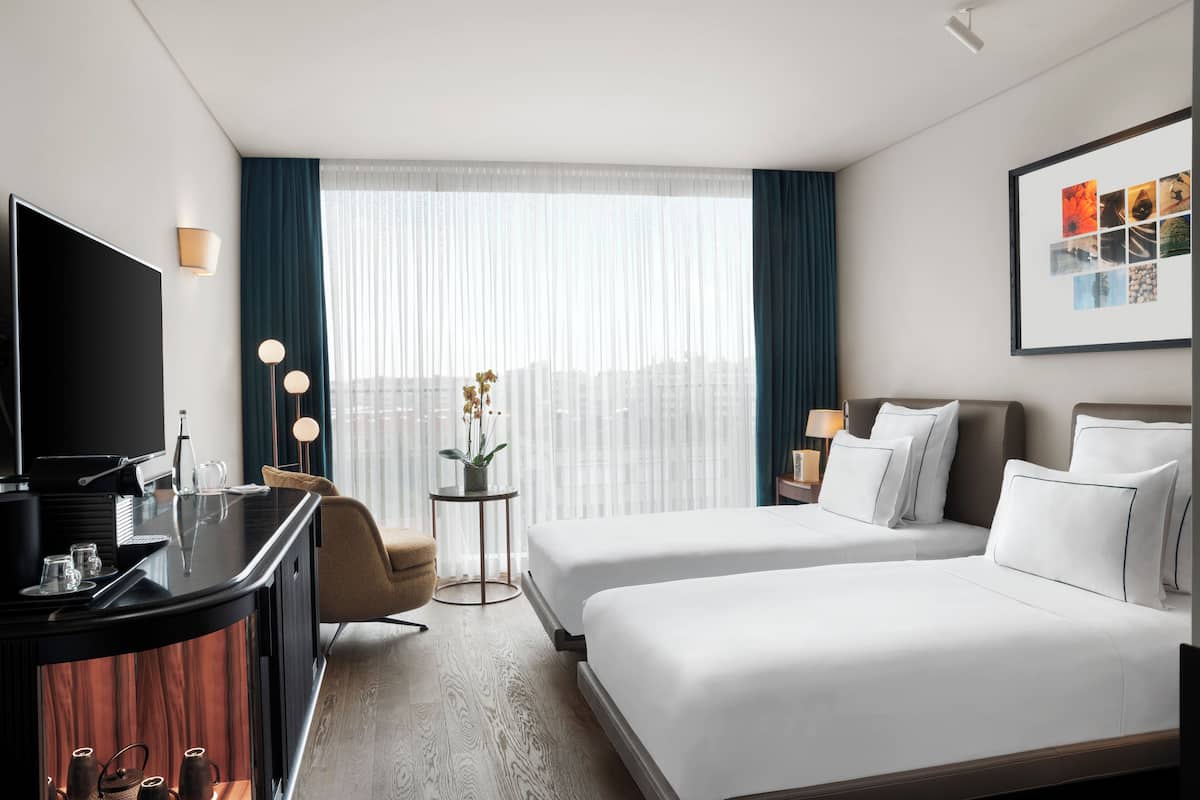 Ropa de cama de alta calidad y minibar