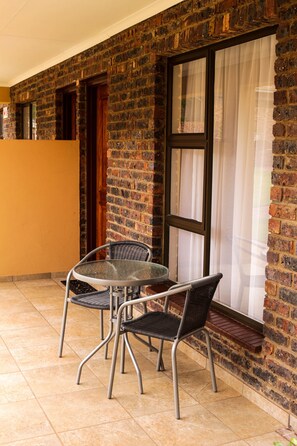 Deluxe Double Room | Terrace/patio