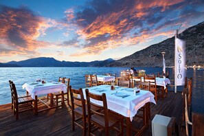 Breakfast, lunch, dinner served; Italian cuisine  - Fİ Light Solto Boutique Beach (Marmaris)