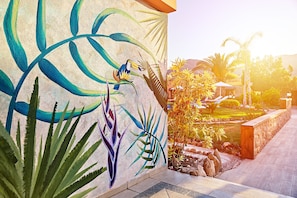 Habitación básica | Ropa de cama de alta calidad y minibar