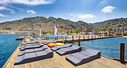 Fİ Light Solto Boutique Beach