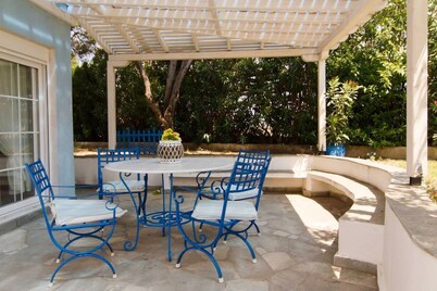 Amazing Villa with a large yard