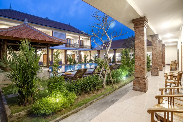 Superior Double or Twin Room, Balcony, Pool View | Terrace/patio - Tom's Inn Pecatu (Pecatu)